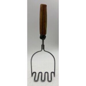 Vintage Potato Masher Wood Handle Metal Wire Kitchen Utensil Farmhouse